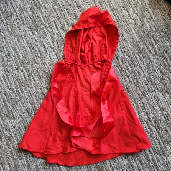 Lil Red Riding hood costume - Picture 6 of 7